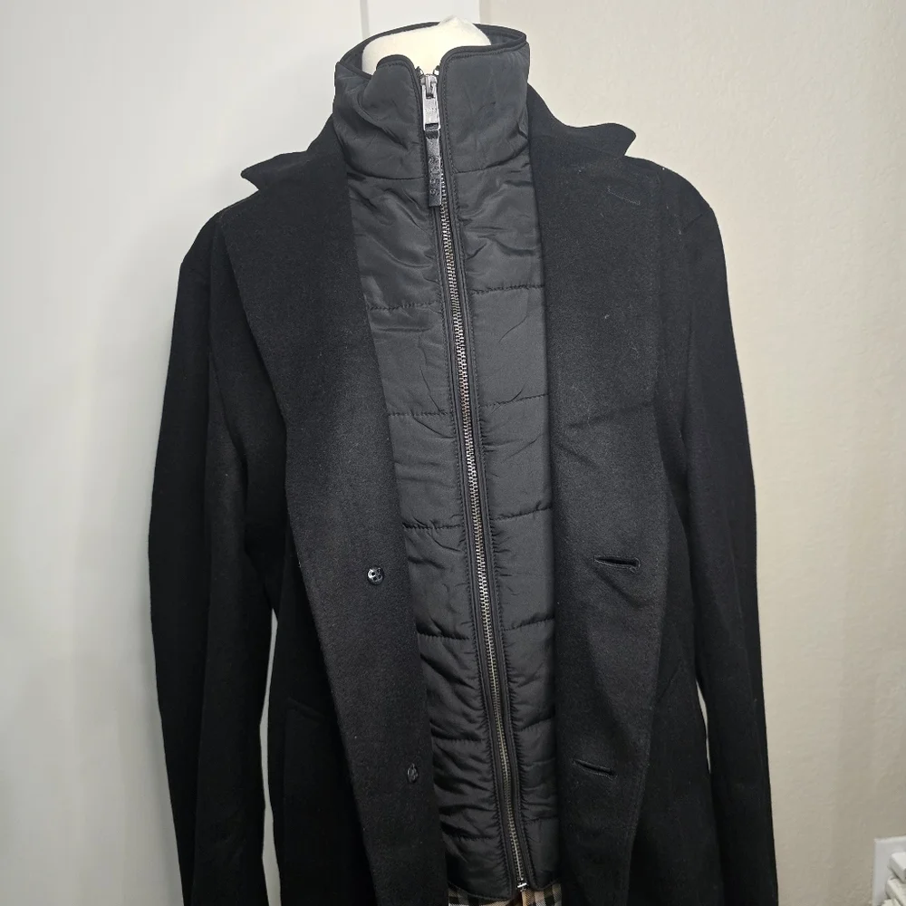 Hugo Boss Men's Black Wool Coat Size 38R Detachable Inner Rib